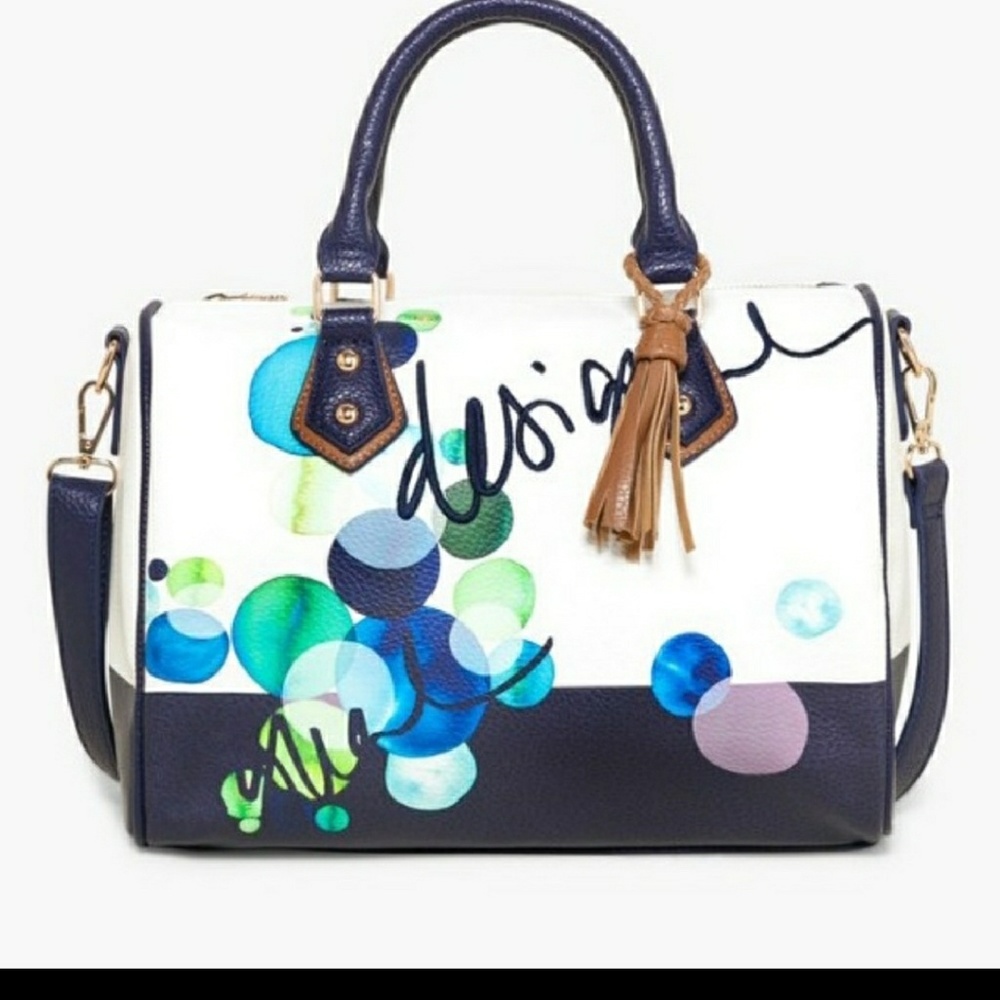 Desigual purse